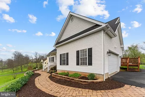 11518 John Marshall Hwy, Markham, VA 22643 photo 2