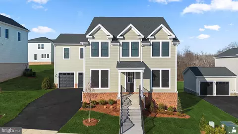 2611 Blue Ridge Ave #HOME 139, Marshall, VA 20115
