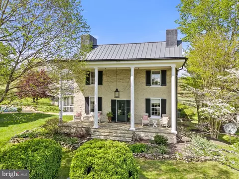 Exterior - 6370 6378 John Barton Payne Rd, Marshall, VA 20115 photo 3 of 23
