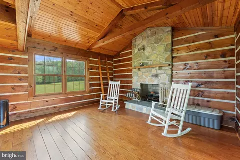 Exterior - 6370 6378 John Barton Payne Rd, Marshall, VA 20115 photo 22 of 23