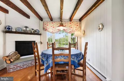 Dining - 6370 6378 John Barton Payne Rd, Marshall, VA 20115 photo 4 of 4