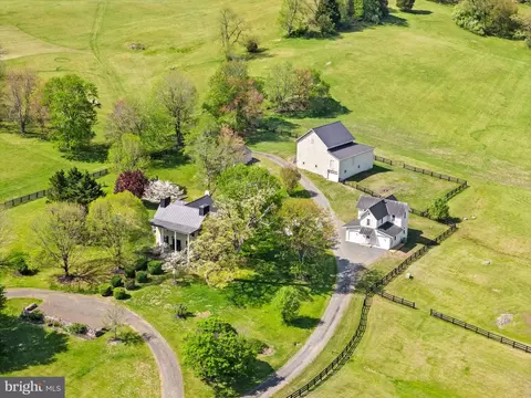 View/Area - 6370 6378 John Barton Payne Rd, Marshall, VA 20115 photo 2 of 9