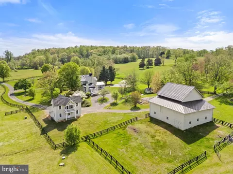 View/Area - 6370 6378 John Barton Payne Rd, Marshall, VA 20115 photo 3 of 9