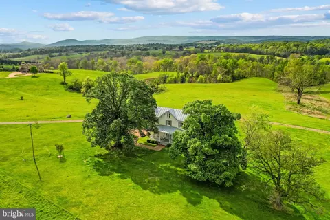 9078 Maidstone Rd, Delaplane, VA 20144