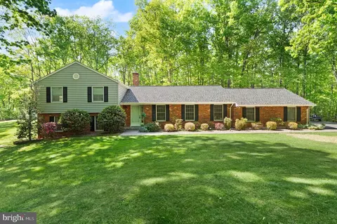 3430 Courtney School Rd, Midland, VA 22728