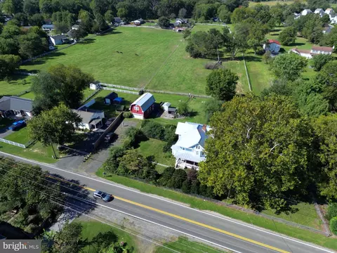 View/Area - 4102 Rectortown Rd, Marshall, VA 20115 photo 4 of 7