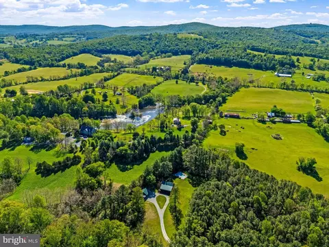 3079 Halfway Rd, The Plains, VA 20198