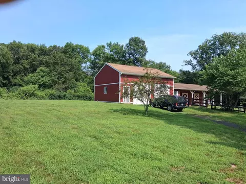 Exterior - 8026 Burwell Rd, Catlett, VA 20119 photo 8 of 11