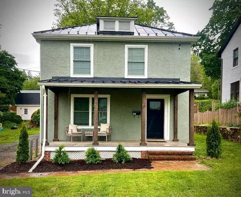 179 Waterloo St, Warrenton, VA 20186
