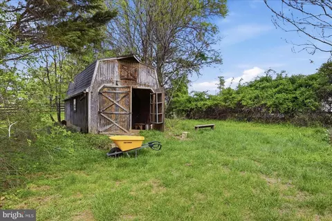 Exterior - 2674 Five Points Rd, Marshall, VA 20115 photo 14 of 14