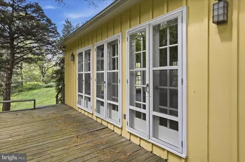 Exterior - 2674 Five Points Rd, Marshall, VA 20115 photo 7 of 14
