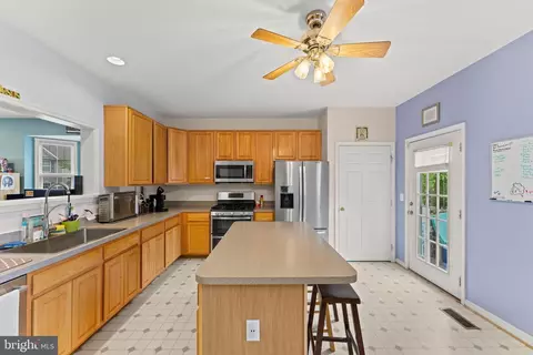 36 Sire Way, Warrenton, VA 20186