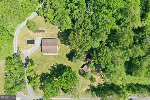 View/Area - 13010 Belle Meade Ln, Markham, VA 22643 photo 1 of 7