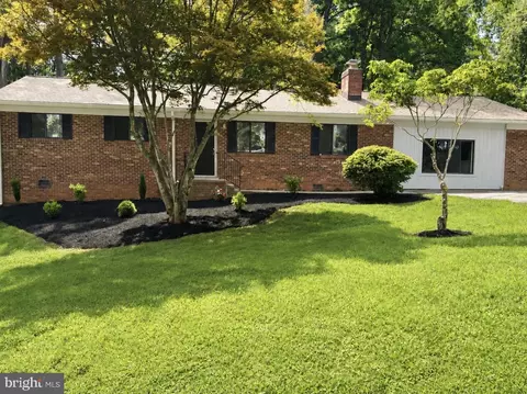 5714 Marigold Ln, Warrenton, VA 20187