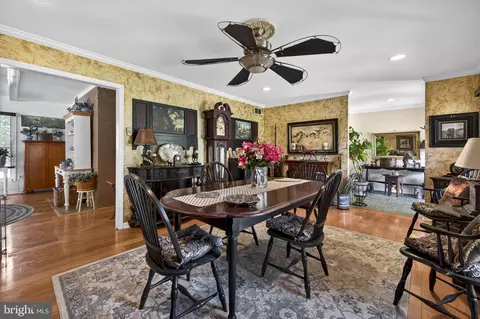 Dining - 3934 Rectortown Rd, Marshall, VA 20115 photo 3 of 3