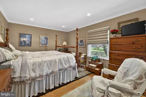 Bedroom - 3934 Rectortown Rd, Marshall, VA 20115 photo 4 of 6