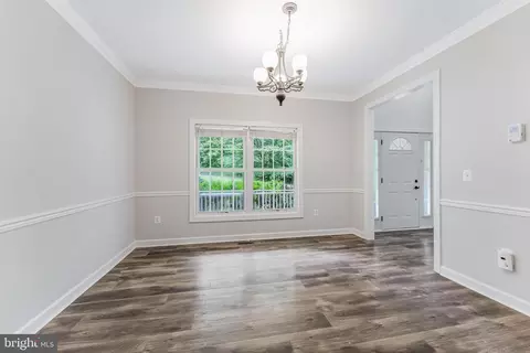 9085 Groundhog Ln, Marshall, VA 20115 photo 13