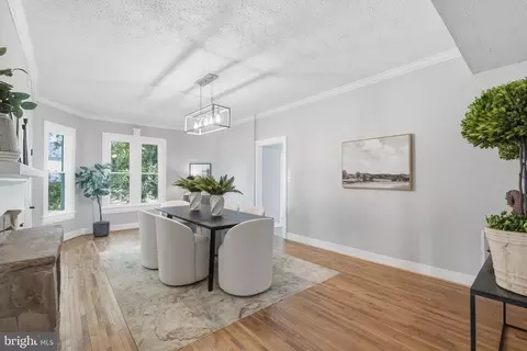 105 E Washington St, Remington, VA 22734