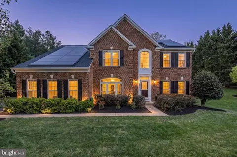 6909 Tanglewood Dr, Warrenton, VA 20187