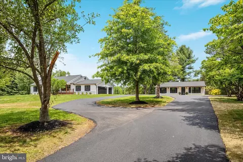 7336 7334 Compton Lane Compton Ln, Nokesville, VA 20181