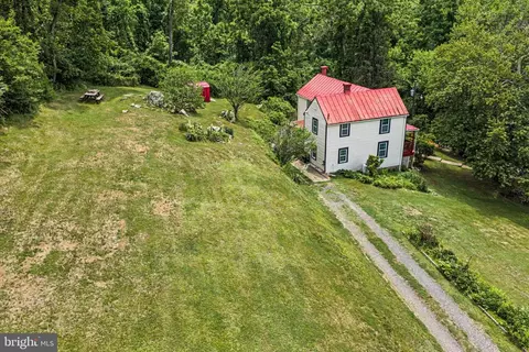 6287 Old Zion Rd, Warrenton, VA 20187
