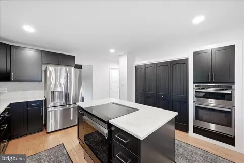 Kitchen - 5221 Mountain View Dr, Broad Run, VA 20137 photo 3 of 8