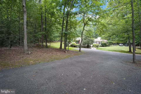 Exterior - 6067 Pilgrims Rest Rd, Broad Run, VA 20137 photo 12 of 18