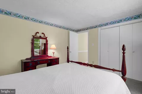 Bedroom - 6067 Pilgrims Rest Rd, Broad Run, VA 20137 photo 7 of 9