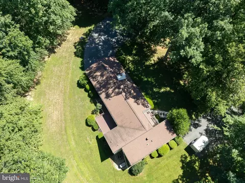 View/Area - 6067 Pilgrims Rest Rd, Broad Run, VA 20137 photo 2 of 3