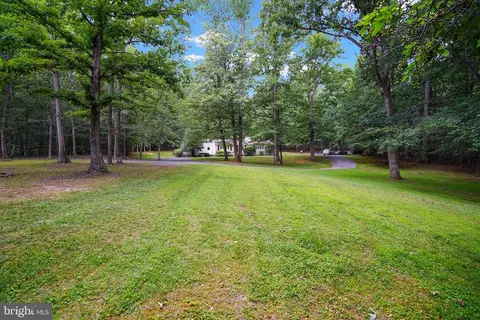 Exterior - 6067 Pilgrims Rest Rd, Broad Run, VA 20137 photo 15 of 18