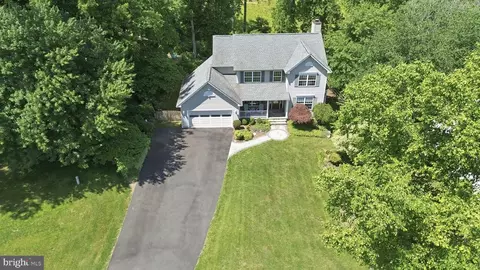 View/Area - 6404 Cotswold Way, Broad Run, VA 20137 photo 2 of 4