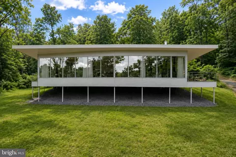 4791 Observatory, Linden, VA 22642