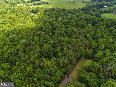 Other - 9914 Crest Ct, Marshall, VA 20115 photo 36 of 40
