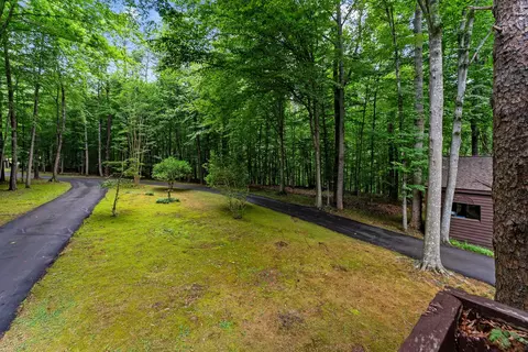 Exterior - 9914 Crest Ct, Marshall, VA 20115 photo 31 of 33