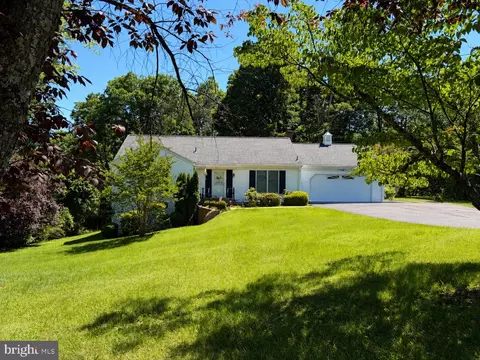 7386 Stuart, Warrenton, VA 20187