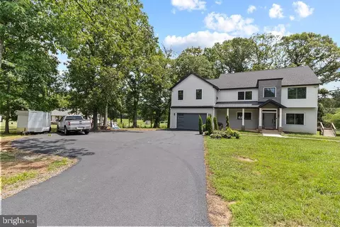 Exterior - 5719 Beverleys Mill Rd, Broad Run, VA 20137 photo 6 of 7