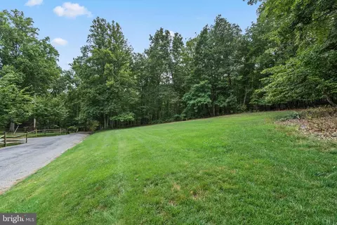 Exterior - 9808 Timber Hts, Marshall, VA 20115 photo 33 of 36