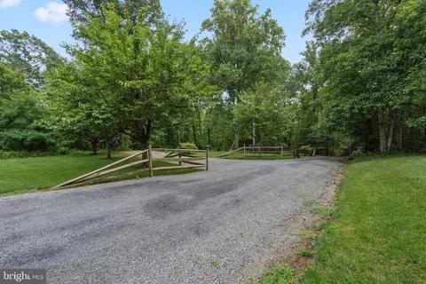 Exterior - 9808 Timber Hts, Marshall, VA 20115 photo 13 of 36