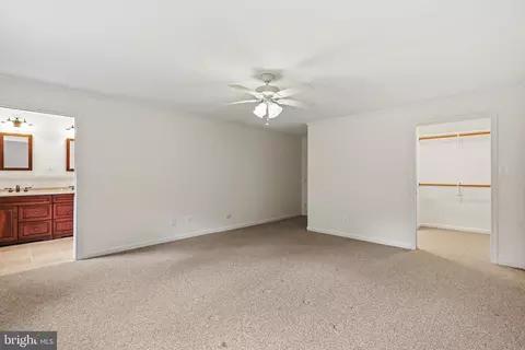 Bedroom - 9808 Timber Hts, Marshall, VA 20115 photo 2 of 5