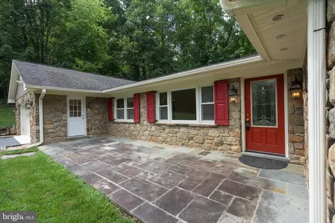 Exterior - 9808 Timber Hts, Marshall, VA 20115 photo 6 of 36