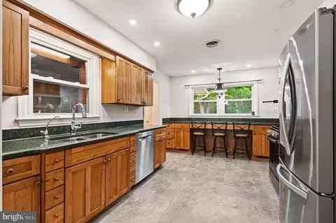 Kitchen - 9808 Timber Hts, Marshall, VA 20115 photo 1 of 7