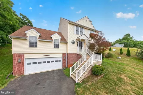 11530 John Marshall Hwy, Markham, VA 22643