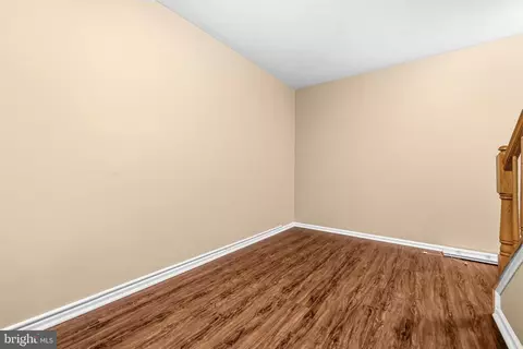 Entry Way - 478 Devon Dr, Warrenton, VA 20186 photo 8 of 8
