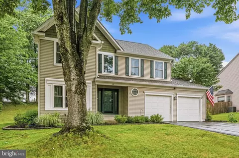 Exterior - 478 Devon Dr, Warrenton, VA 20186 photo 3 of 9