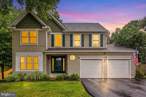 478 Devon Dr, Warrenton, VA 20186