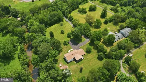 View/Area - 9288 Bastable Mill Rd, Catlett, VA 20119 photo 4 of 8