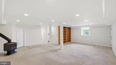 Living - 9288 Bastable Mill Rd, Catlett, VA 20119 photo 5 of 7