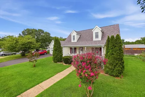 11747 Battle Ridge Dr, Remington, VA 22734