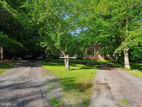 Exterior - 9935 Highland Dr, Marshall, VA 20115 photo 21 of 22