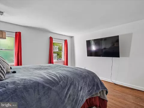 Bedroom - 9935 Highland Dr, Marshall, VA 20115 photo 6 of 12